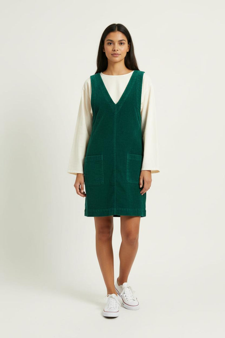 Robe Chasuble Verte - Taille L/40 de la marque La Fée Maraboutée | PARAD96110 - Vendu par Paradigme - Image 1