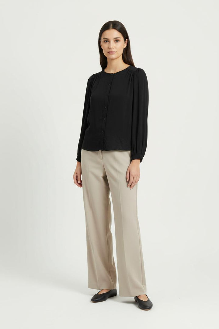 Blouse Noire - Taille S/36 de la marque La Fée Maraboutée | PARAD96184 - Vendu par Paradigme - Image 1