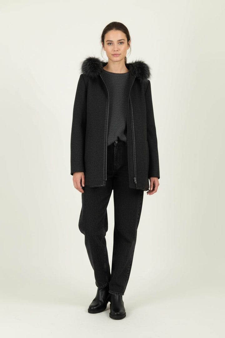 Manteau Noir - Taille M/38 de la marque ZAPA | PARAD96421 - Vendu par Paradigme - Image 1