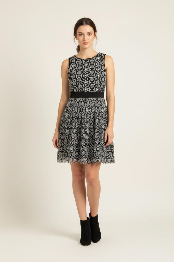 Robe sans manches Noire et Blanche - Taille S/36 de la marque Manoush | PARAD96521 - Vendu par Paradigme - Image 1