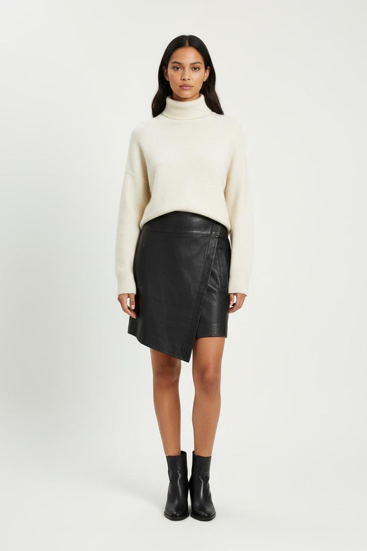 Jupe Asymétrique Noire - Taille S/36 de la marque ba&sh | PARAD96689 - Vendu par Paradigme - Image 1