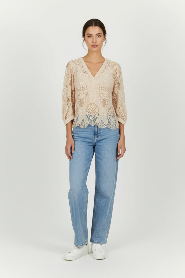 Blouse Dentelle Beige - Taille S/36 de la marque Maje | PARAD96808 - Vendu par Paradigme - Image 1