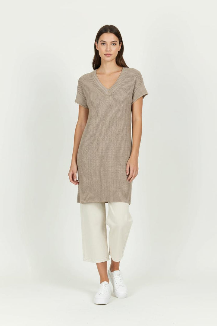 Robe Pull Beige - Taille M/38 de la marque Caroll | PARAD96878 - Vendu par Paradigme - Image 1