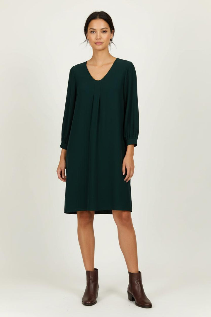 Robe Verte - Taille M/38 de la marque La Fée Maraboutée | PARAD97019 - Vendu par Paradigme - Image 1