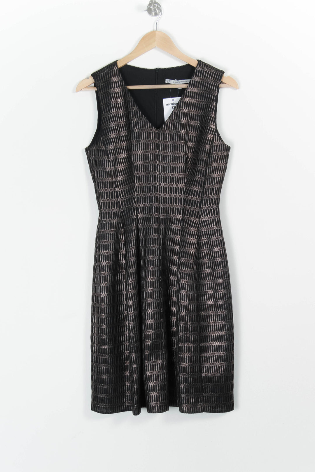 Robe Sans Manches Noire et Dorée - Taille L/40 de la marque La Fée Maraboutée | PARAD97296 - Vendu par Paradigme - Image 2