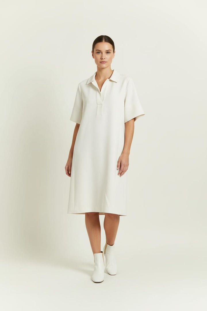 Robe Polo Blanche - Taille L/40 de la marque Tara Jarmon | PARAD97401 - Vendu par Paradigme - Image 1