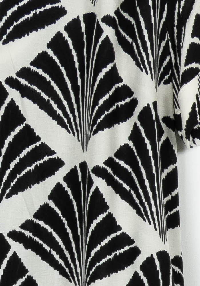 Robe Noire Blanche et Violette - Taille S/36 de la marque La Fée Maraboutée | PARAD97577 - Vendu par Paradigme - Image 3