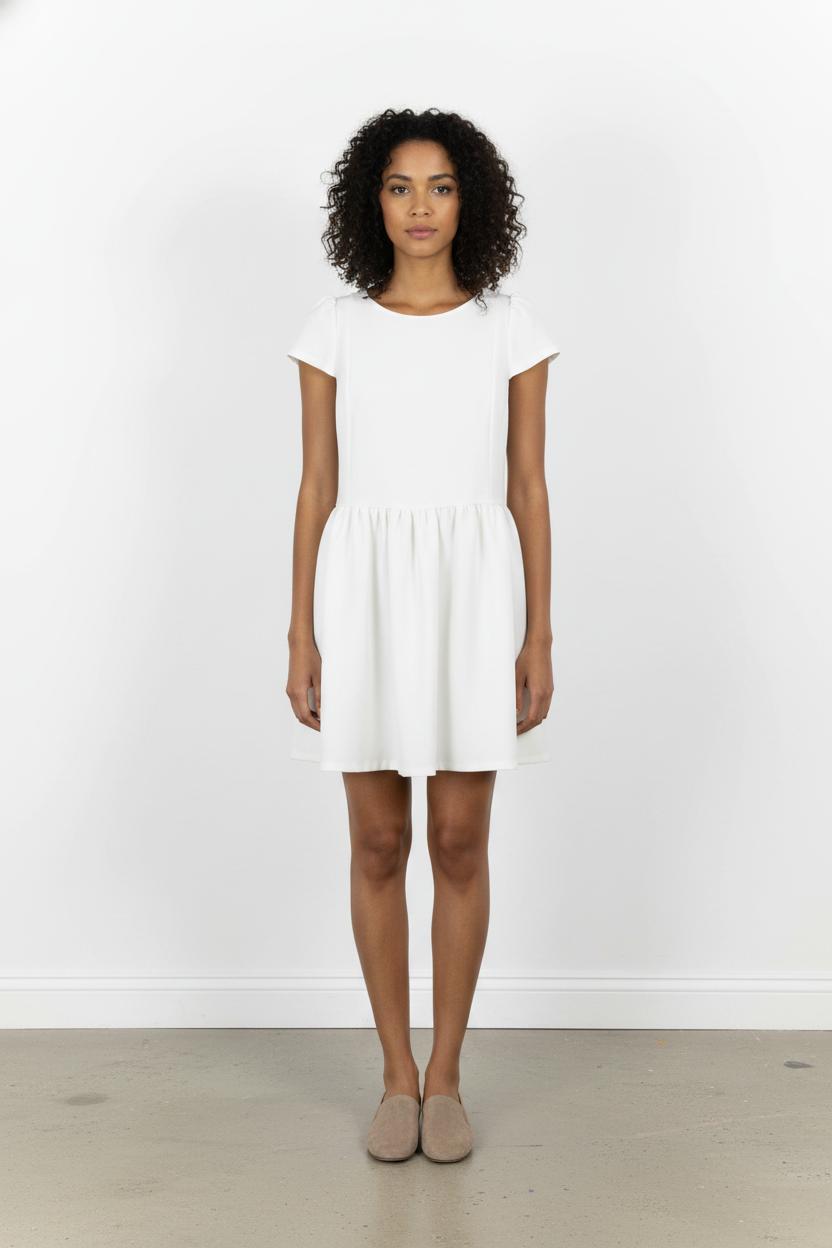 Robe Courte Blanche - Taille M/38 de la marque ba&sh | PARAD97608 - Vendu par Paradigme - Image 1