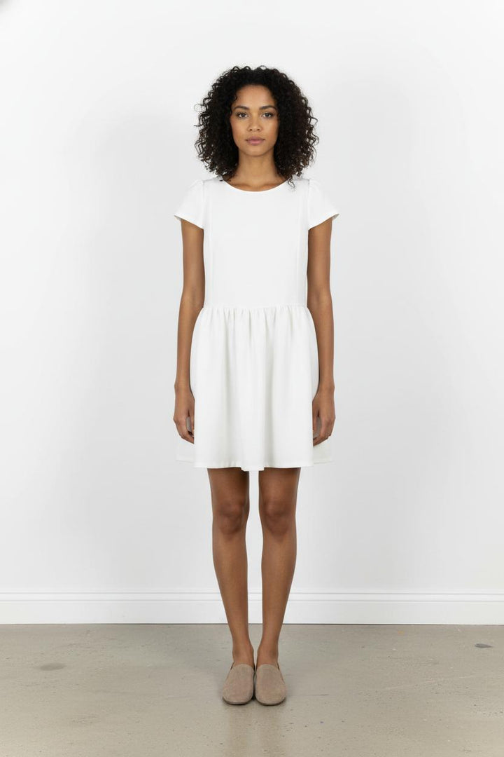 Robe Courte Blanche - Taille M/38 de la marque ba&sh | PARAD97608 - Vendu par Paradigme - Image 1