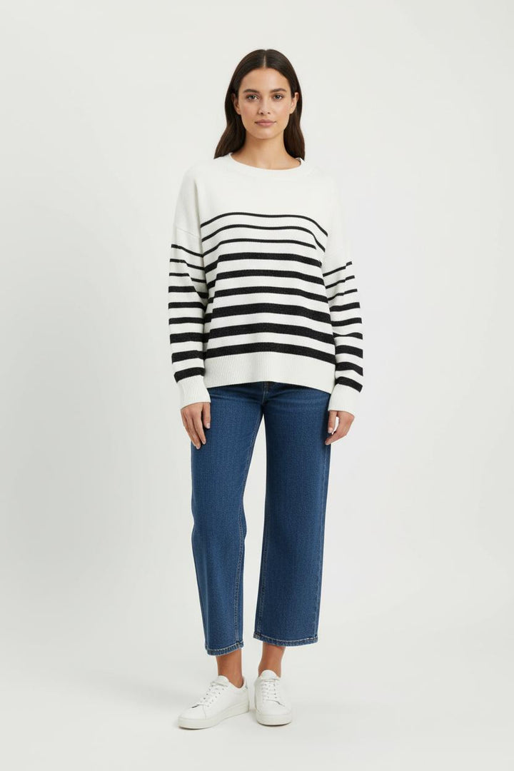 Pull Blanc et Noir - Taille S/36 de la marque La Fée Maraboutée | PARAD97711 - Vendu par Paradigme - Image 1