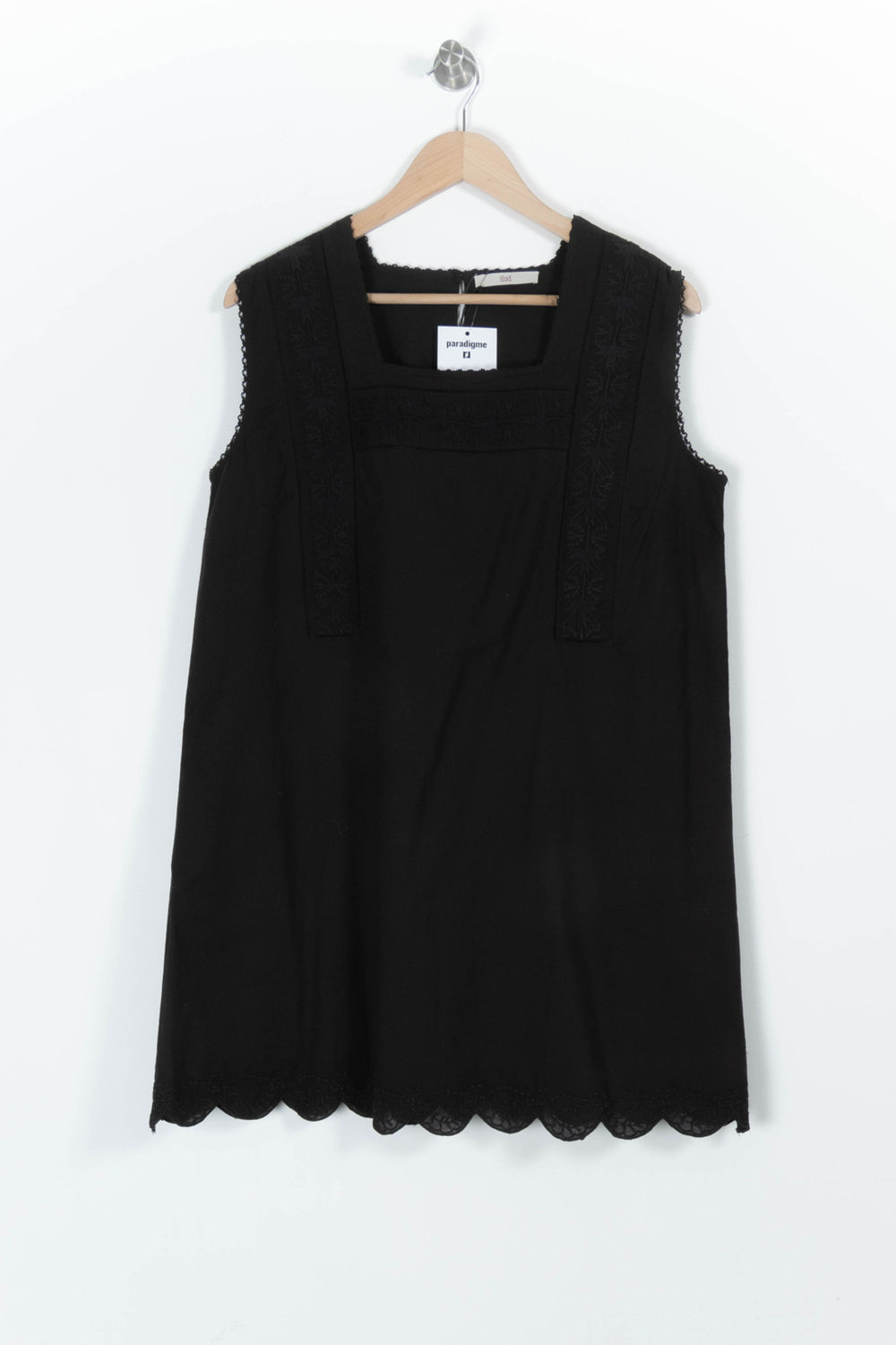 Robe Droite Noire - Taille M/38 de la marque Agnès b. | PARAD97788 - Vendu par Paradigme - Image 2