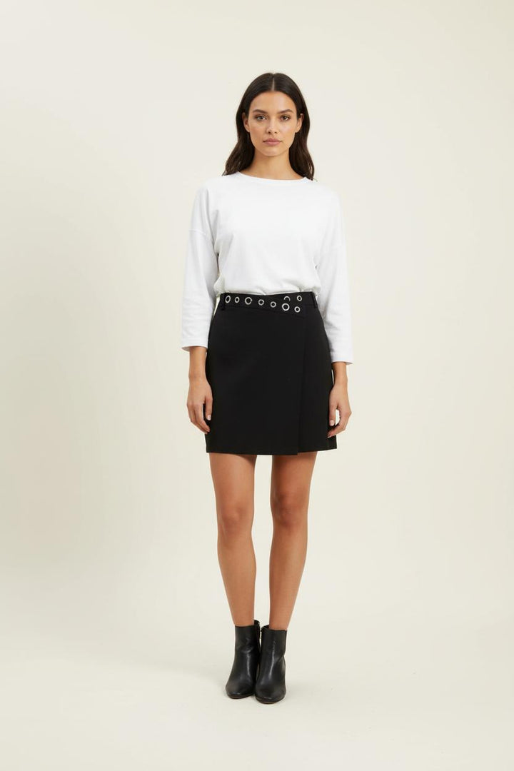 Jupe Courte Noire - Taille M/38 de la marque Maje | PARAD97861 - Vendu par Paradigme - Image 1