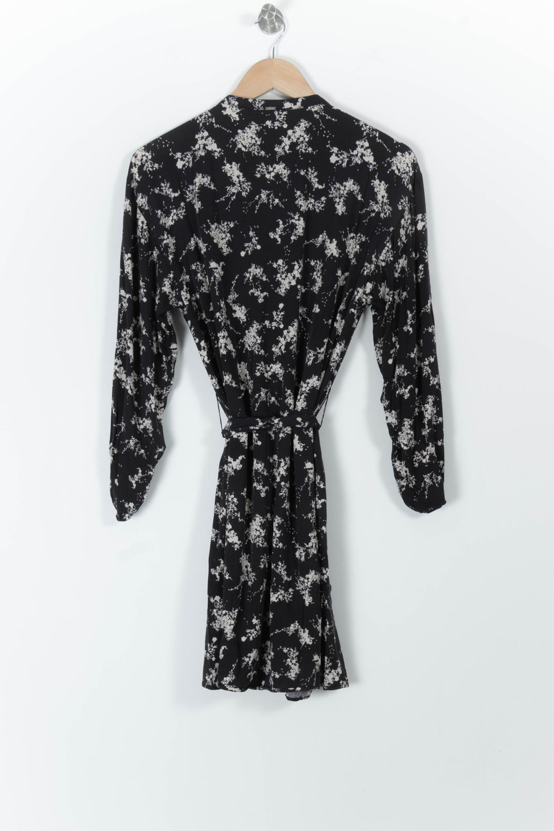 Robe Courte Noire et Blanche - Taille XS/34 de la marque IKKS | PARAD98012 - Vendu par Paradigme - Image 4