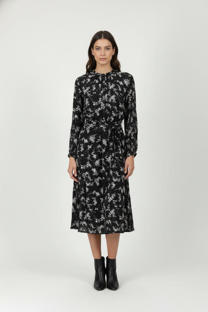 Robe Courte Noire et Blanche - Taille XS/34 de la marque IKKS | PARAD98012 - Vendu par Paradigme - Image 1