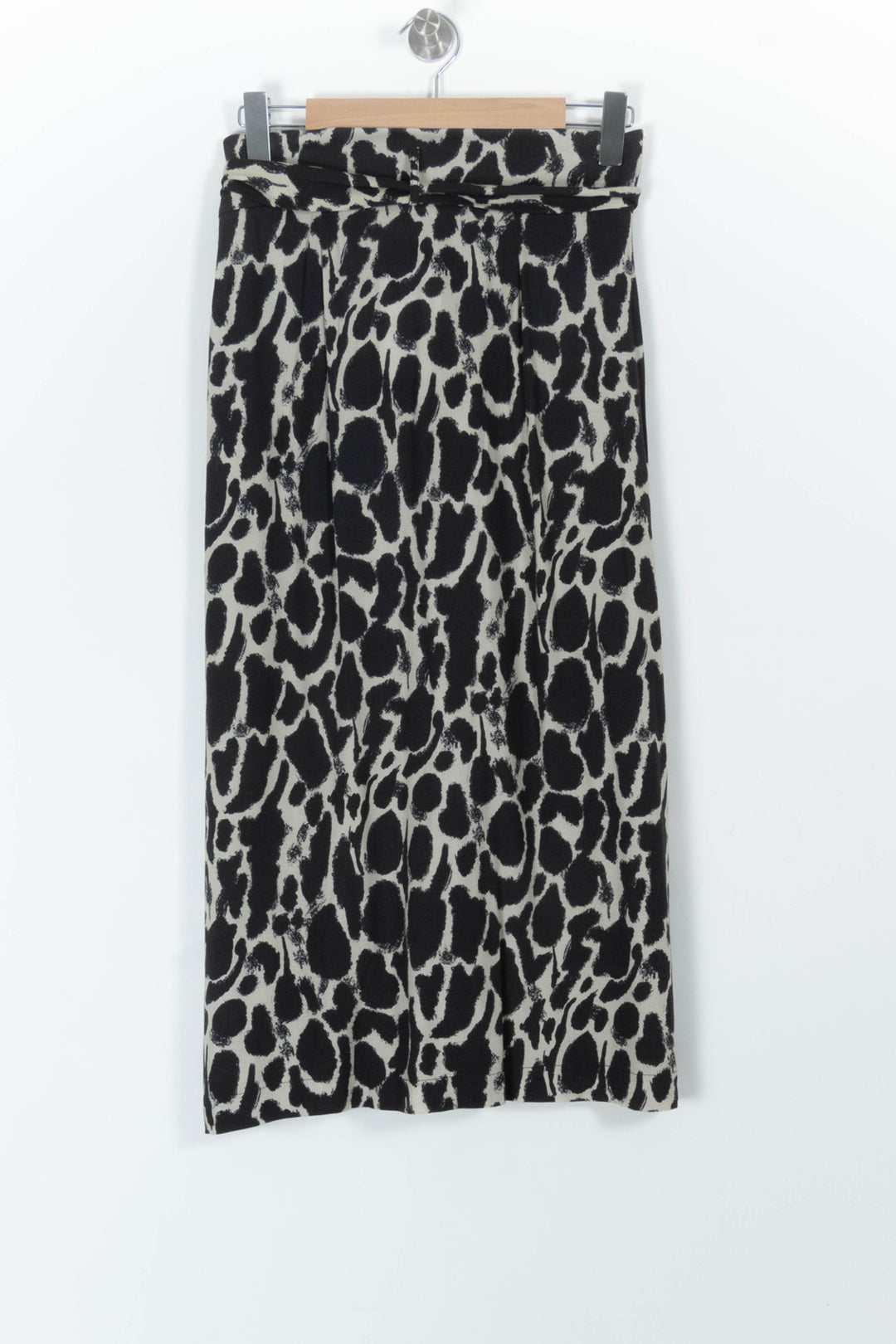 Jupe Longue Noire et Blanche - Taille M/38 de la marque La Fée Maraboutée | PARAD98124 - Vendu par Paradigme - Image 4