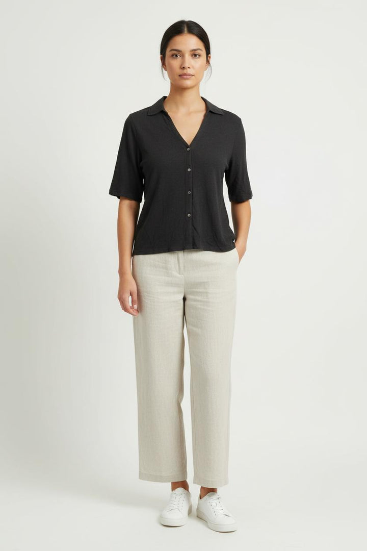 Chemise Noire - Taille M/38 de la marque Caroll | PARAD98272 - Vendu par Paradigme - Image 1