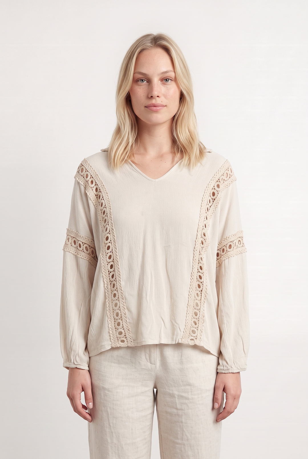 Blouse Beige - Taille L/40 de la marque La Fée Maraboutée | PARAD98379 - Vendu par Paradigme - Image 1