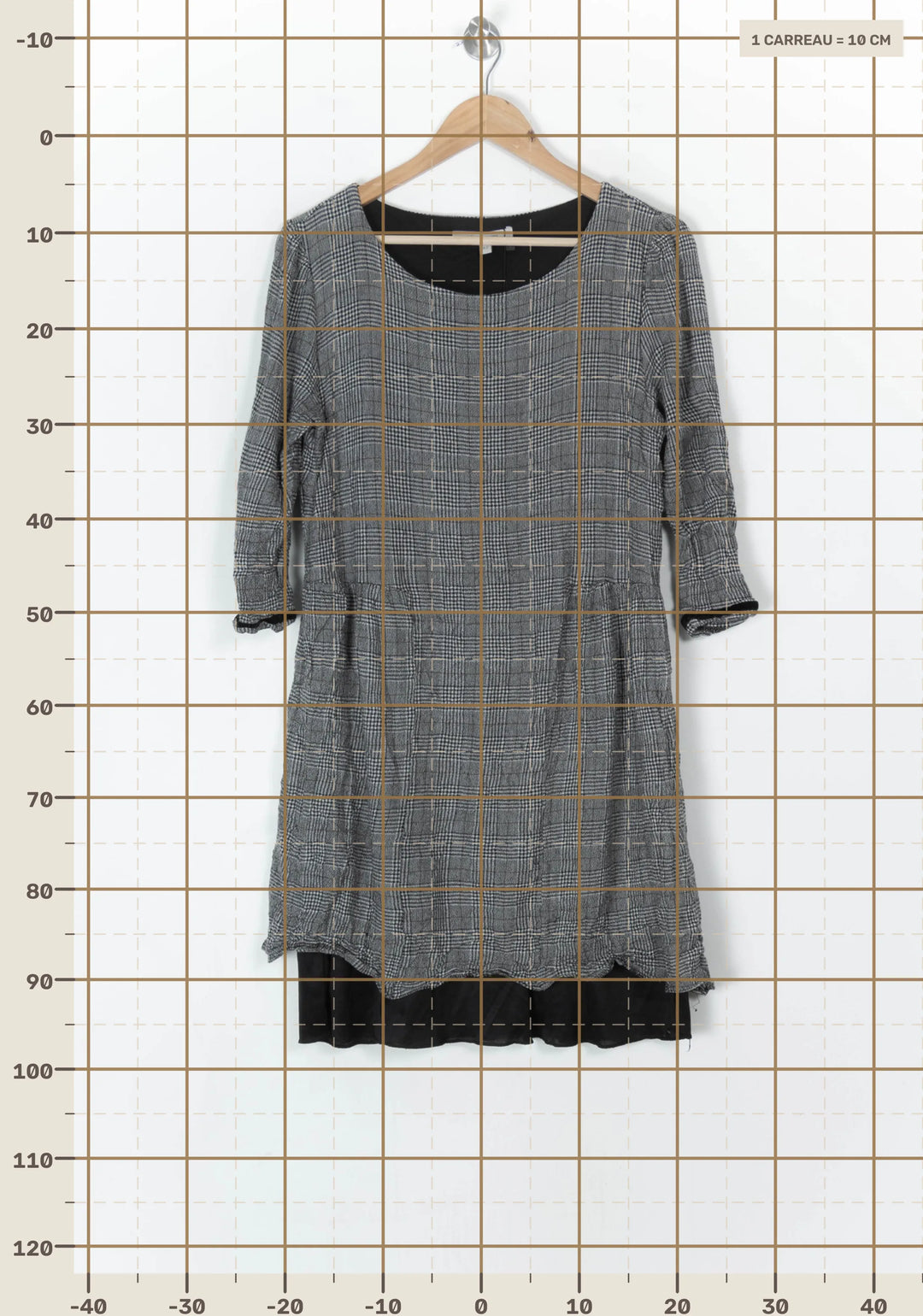 Robe Grise et Noire - Taille XL/42 de la marque La Fée Maraboutée | PARAD98399 - Vendu par Paradigme - Image 4