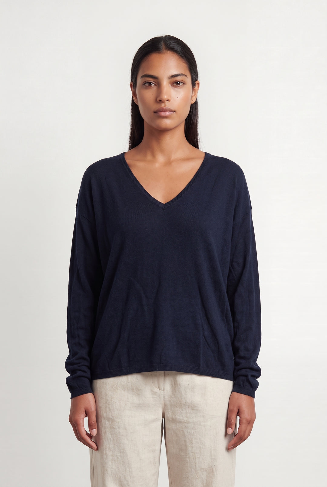 Pull À Col V Bleu - Taille L/40 de la marque Absolut Cashmere | PARAD98632 - Vendu par Paradigme - Image 1