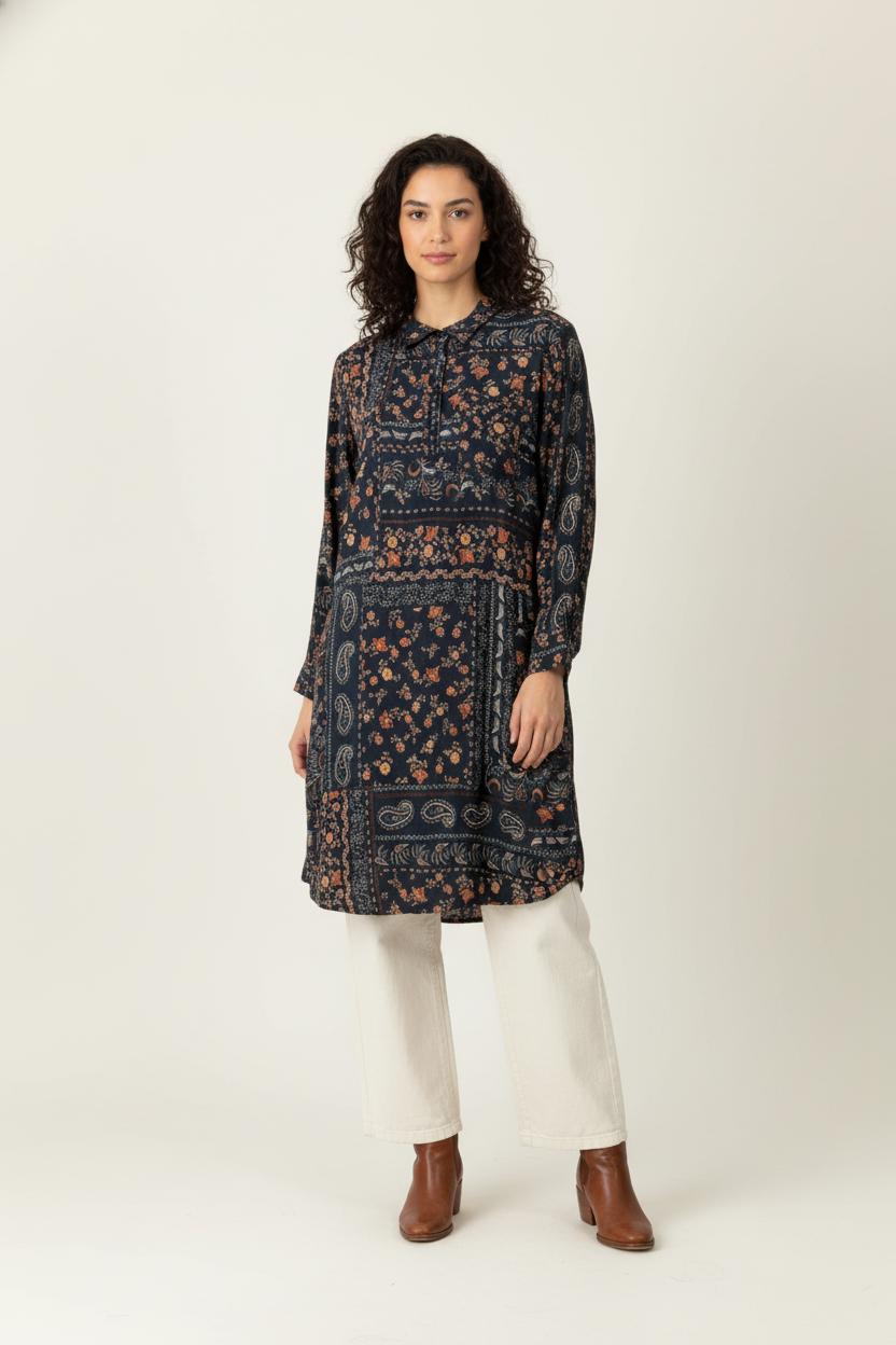 Robe Courte Bleu Marine et Marron - Taille XL/42 de la marque La Fée Maraboutée | PARAD98867 - Vendu par Paradigme - Image 1