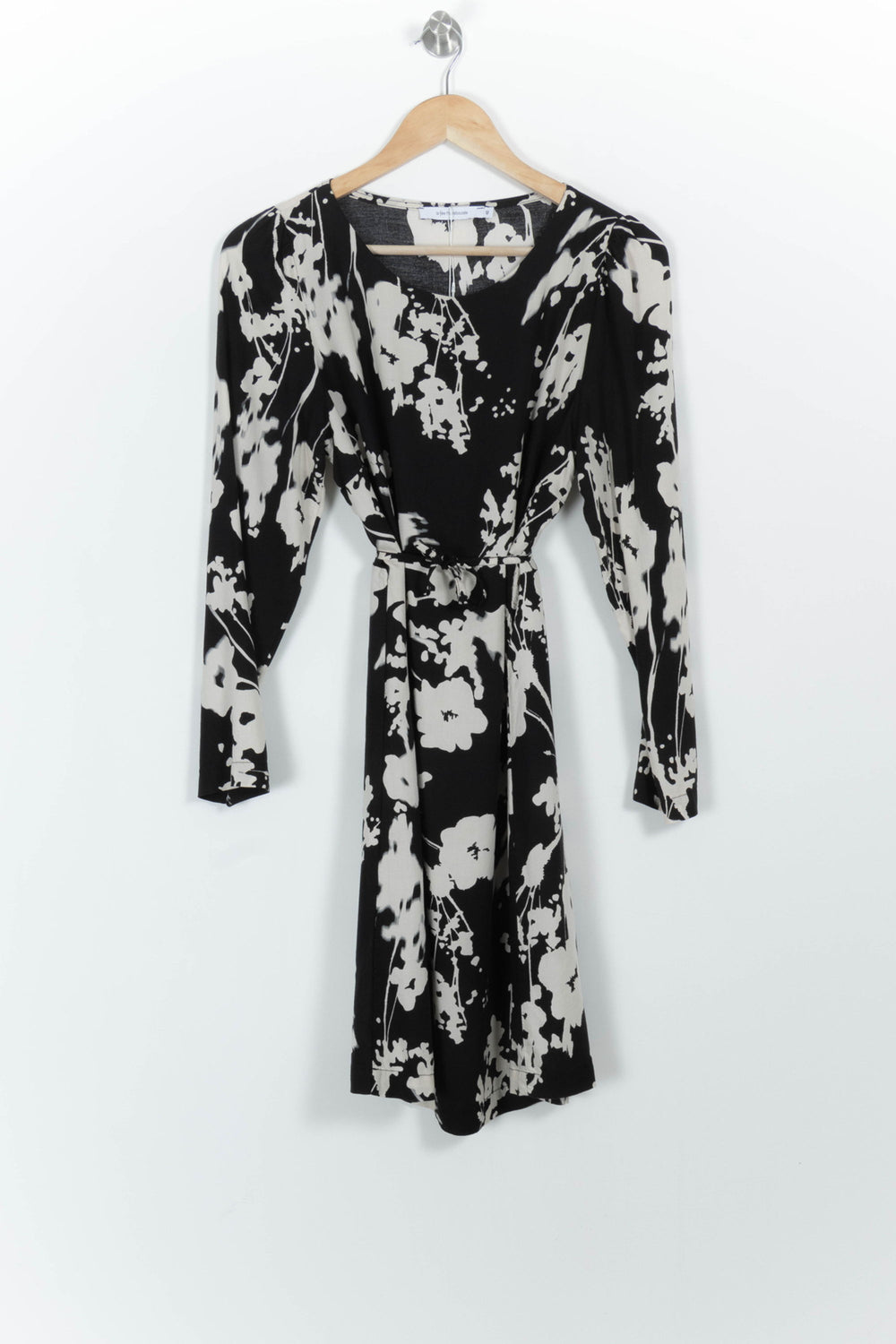 Robe Noire et Blanche - Taille L/40 de la marque La Fée Maraboutée | PARAD98896 - Vendu par Paradigme - Image 2