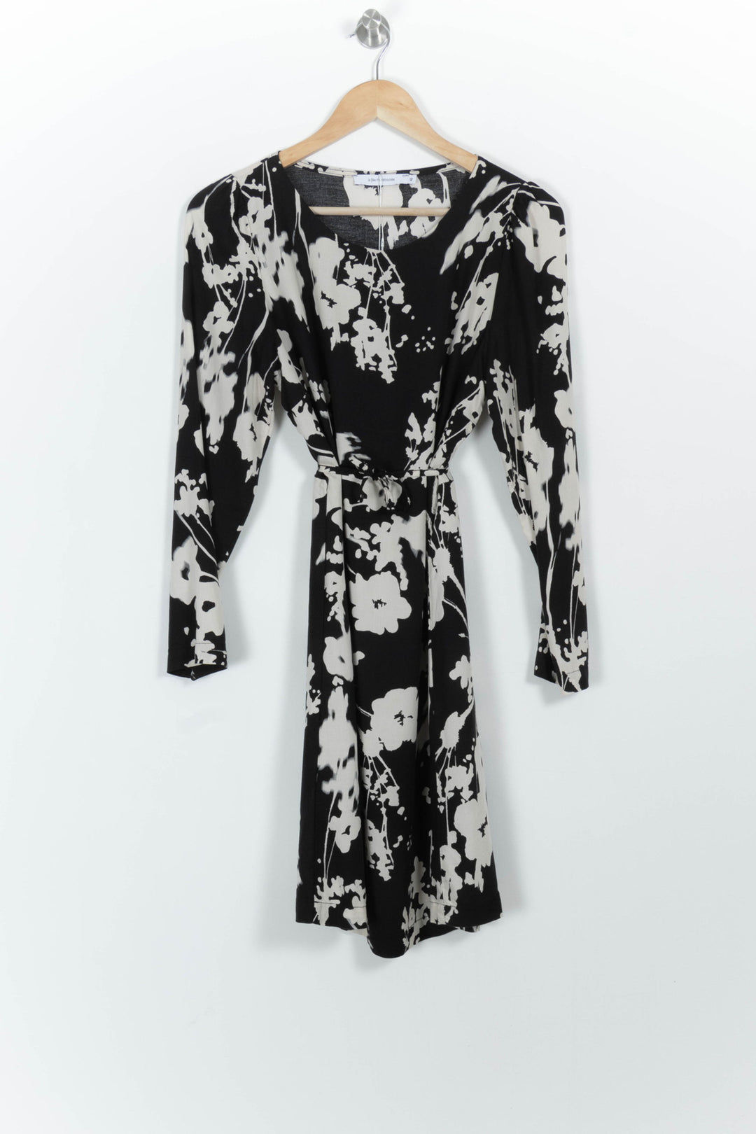 Robe Noire et Blanche - Taille L/40 de la marque La Fée Maraboutée | PARAD98896 - Vendu par Paradigme - Image 2