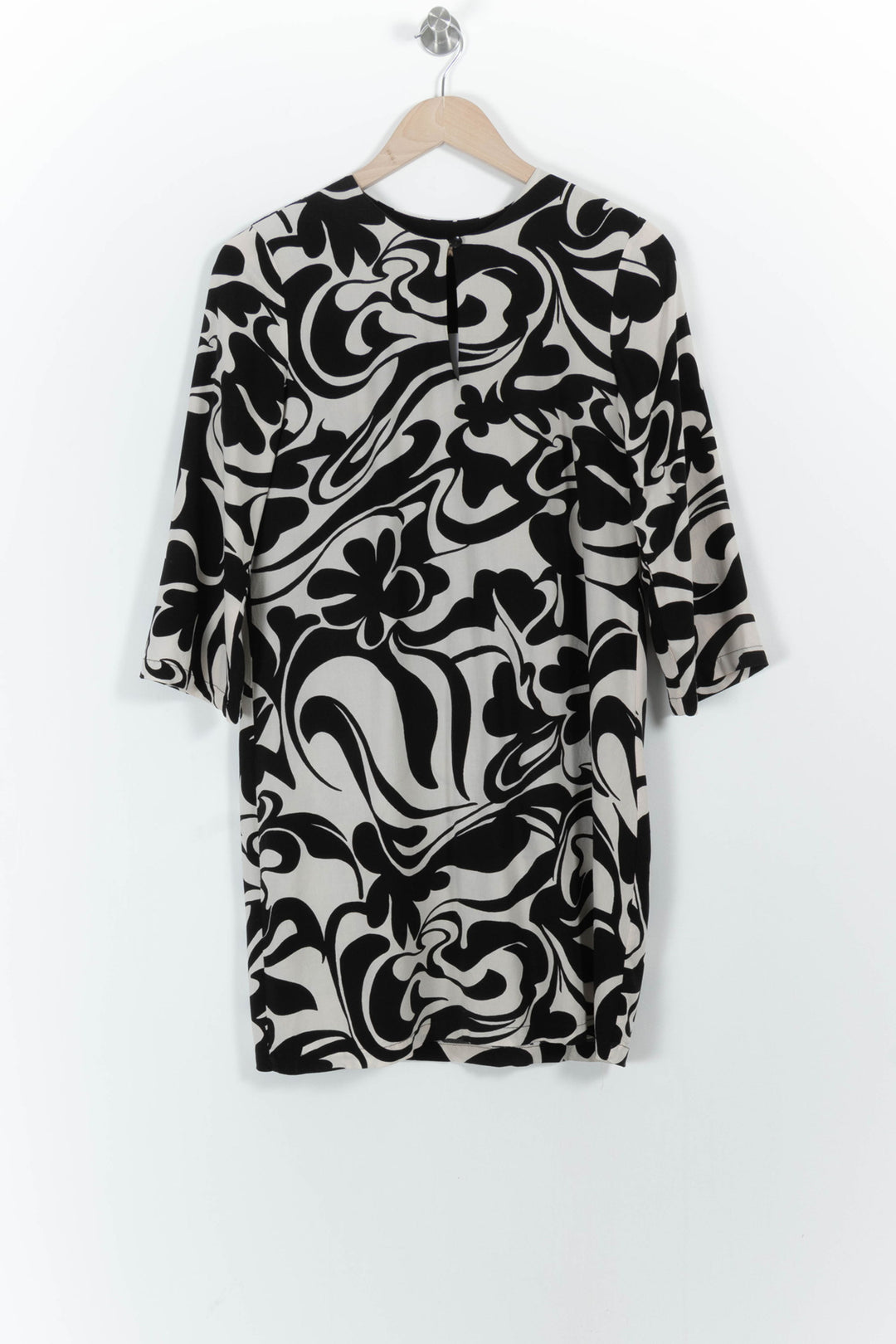 Robe Noire et Blanche - Taille L/40 de la marque La Fée Maraboutée | PARAD99012 - Vendu par Paradigme - Image 2