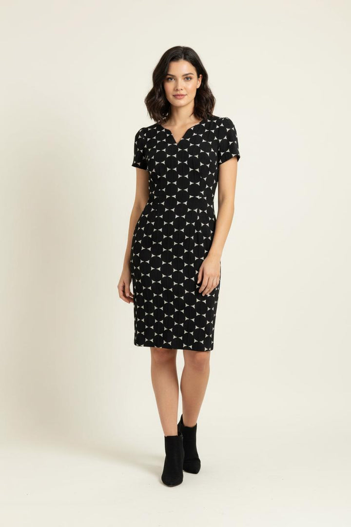 Robe Courte Noire et Blanche - Taille M/38 de la marque Maison 123 | PARAD99261 - Vendu par Paradigme - Image 1