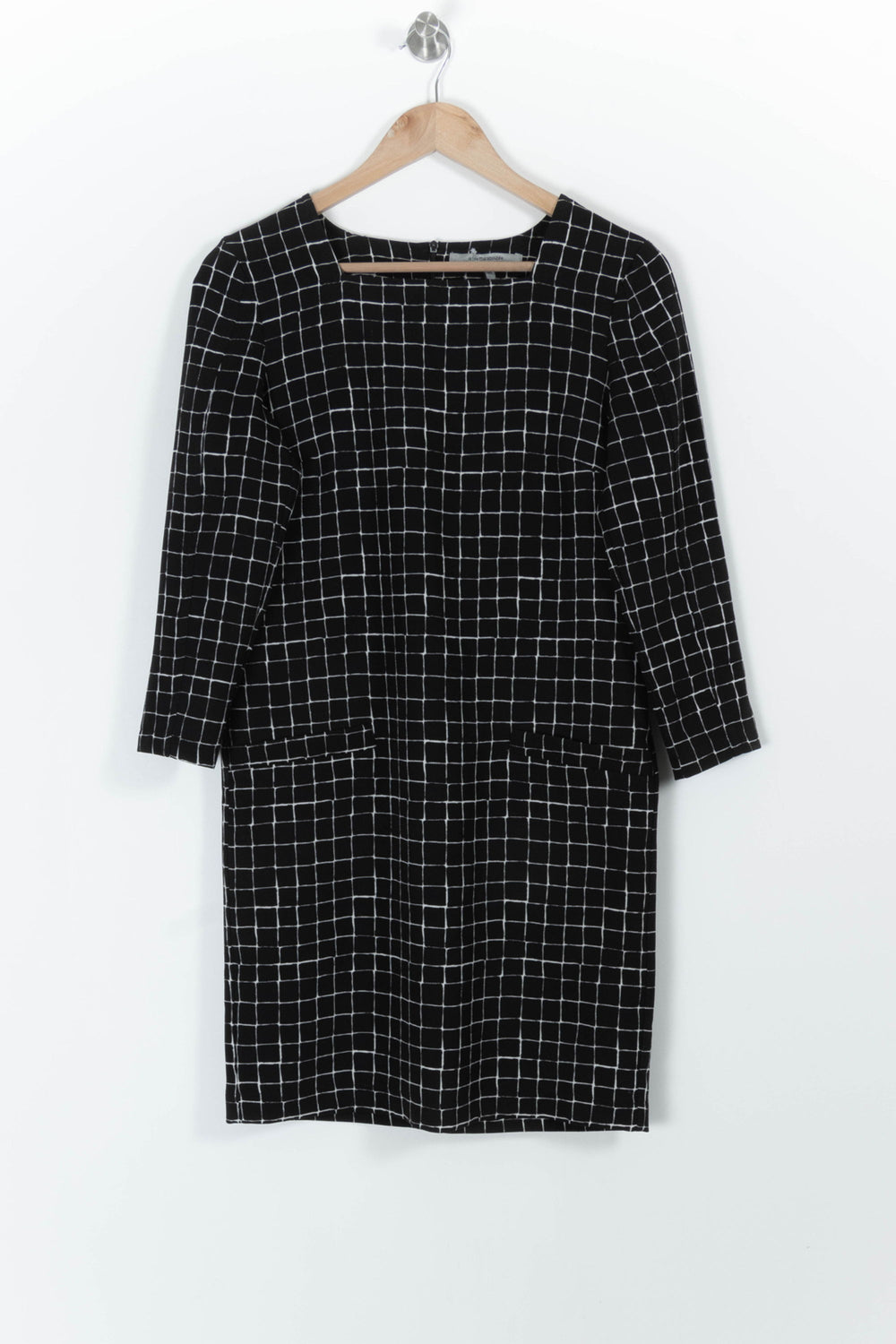Robe Noire et Blanche - Taille S/36 de la marque La Fée Maraboutée | PARAD99412 - Vendu par Paradigme - Image 2