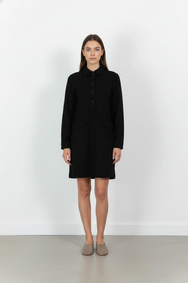 Robe Chemise Noire - Taille M/38 de la marque La Fée Maraboutée | PARAD99460 - Vendu par Paradigme - Image 1