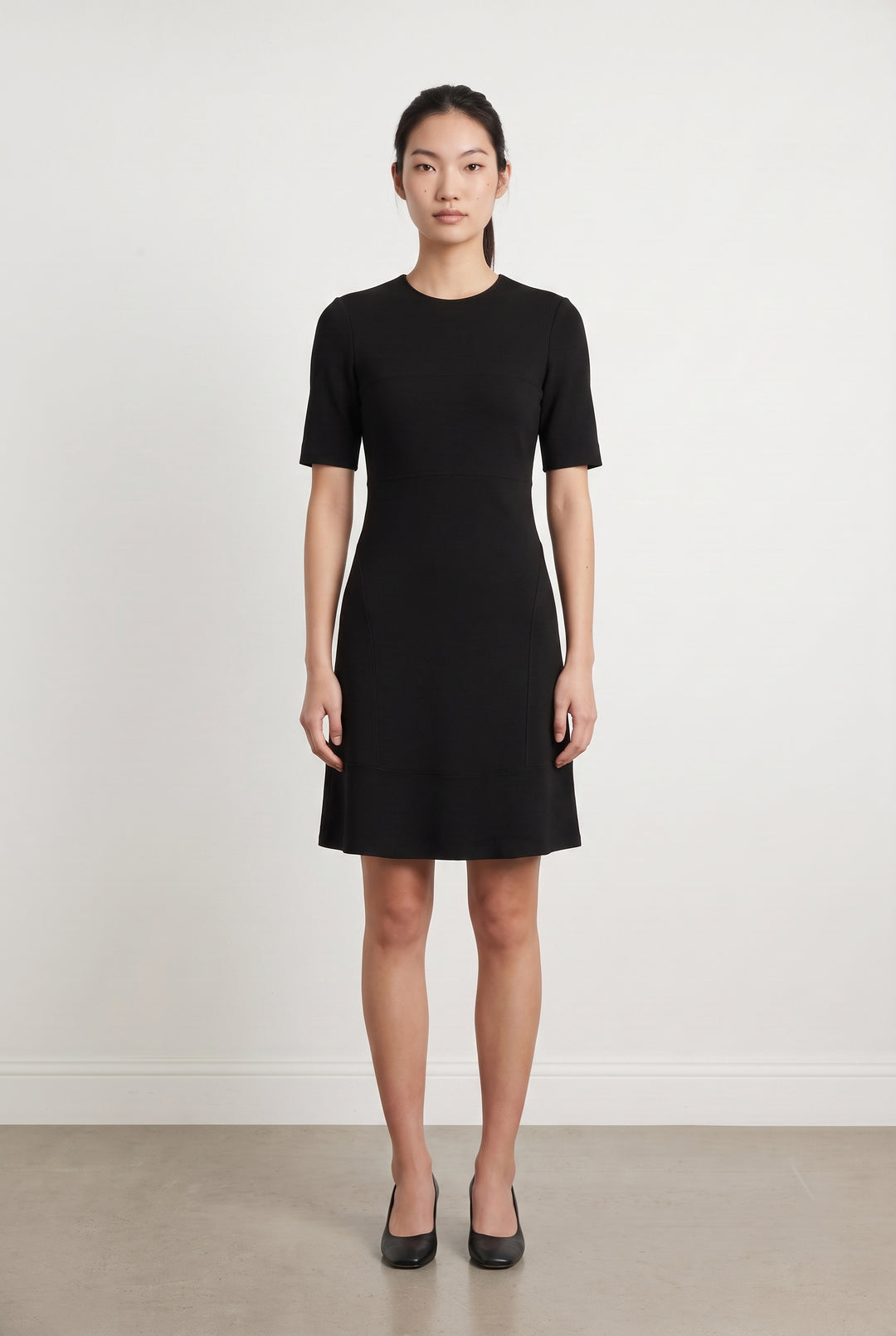 Robe Midi Noire - Taille M/38 de la marque Joseph | PARAD99601 - Vendu par Paradigme - Image 1