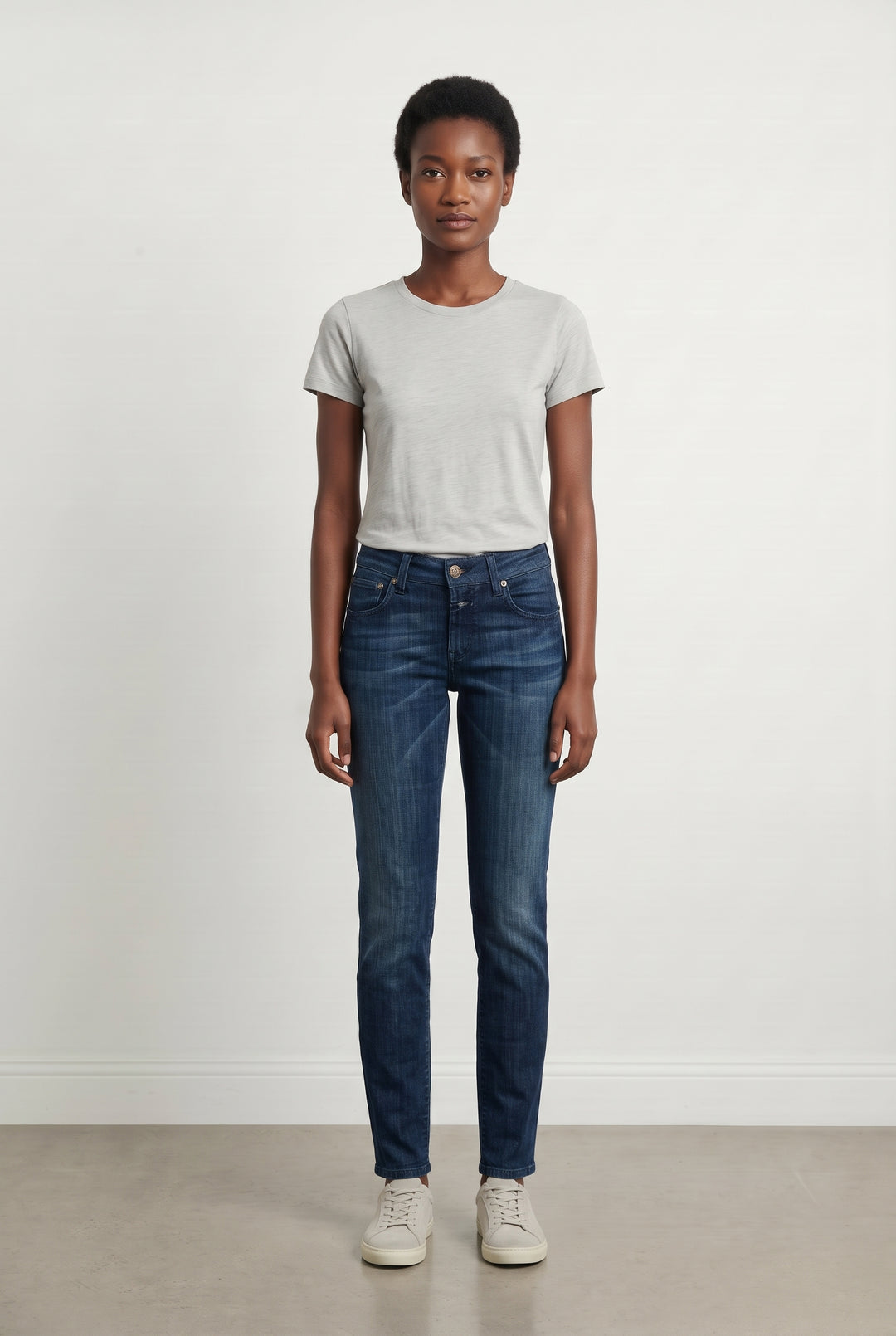 Jean Bleu foncé - Taille M/38 de la marque Closed | PARAD99622 - Vendu par Paradigme - Image 1