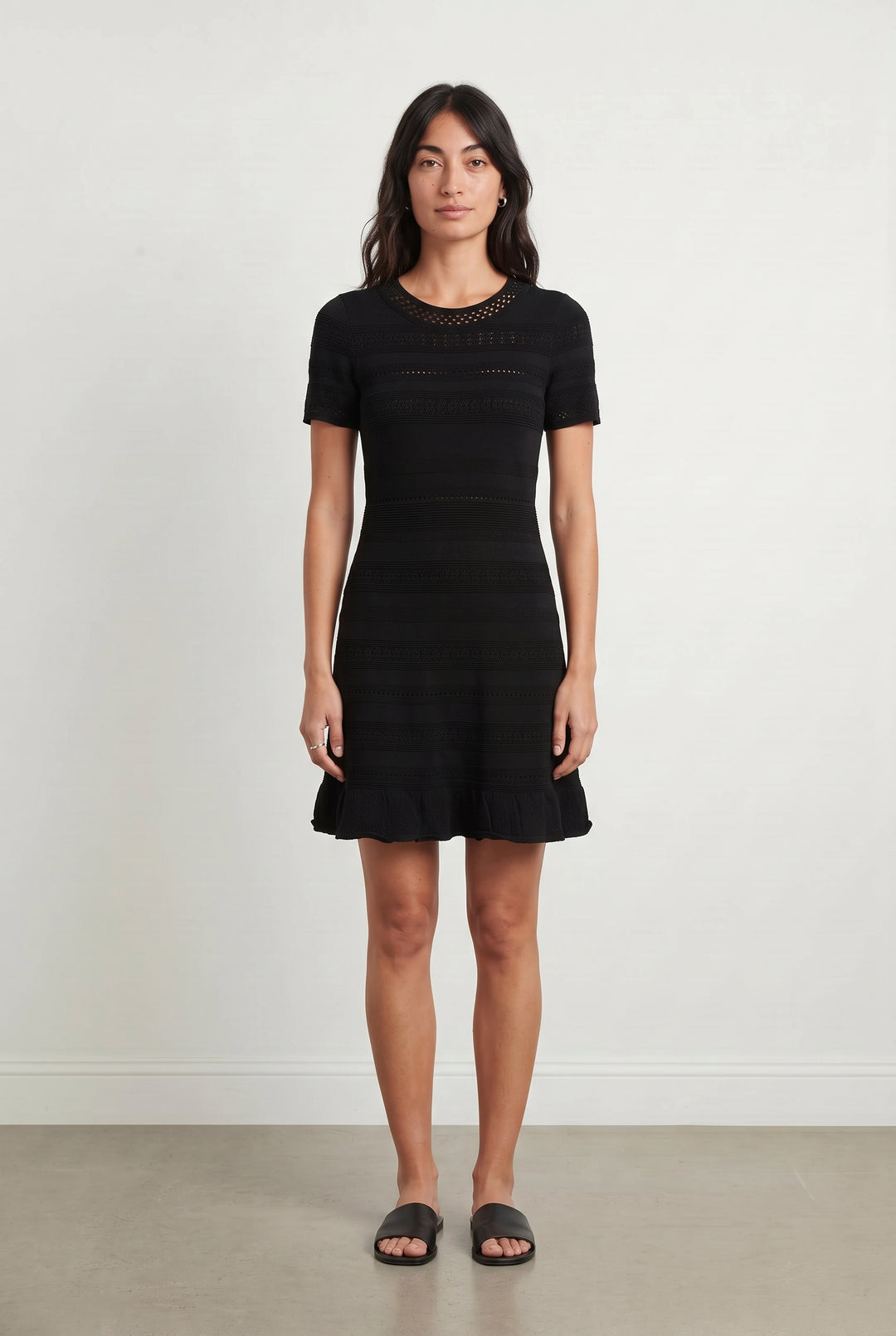 Robe Midi Noire - Taille M/38 de la marque Sandro | PARAD99694 - Vendu par Paradigme - Image 1