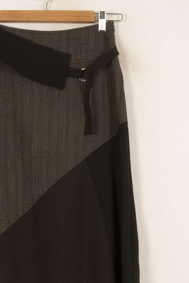 Jupe Asymétrique Grise et Noire - Taille S/36 de la marque Maison 123 | PLY0609 - Vendu par Paradigme - Image 3