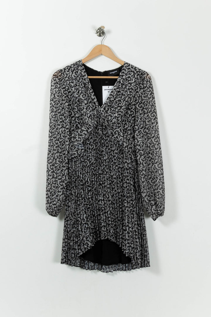 Robe Plissée Noire et Grise - Taille S/36 de la marque The Kooples | PLY0732 - Vendu par Paradigme - Image 2