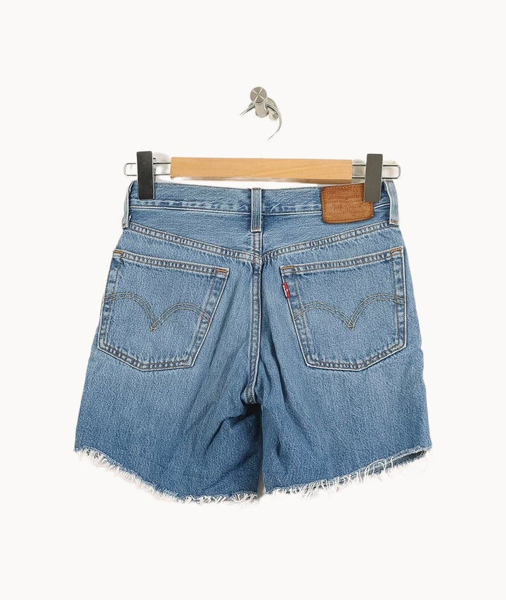 Short en Jean Bleu - Taille XXS/32 de la marque Levi's | PLY0879 - Vendu par Paradigme - Image 4