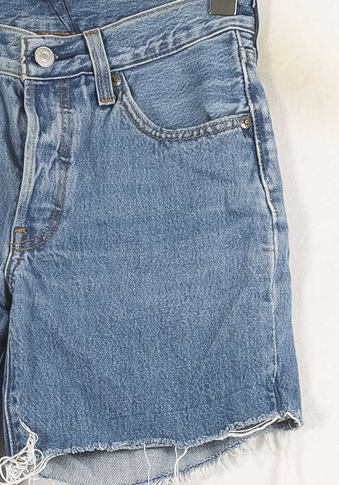 Short en Jean Bleu - Taille XXS/32 de la marque Levi's | PLY0879 - Vendu par Paradigme - Image 3