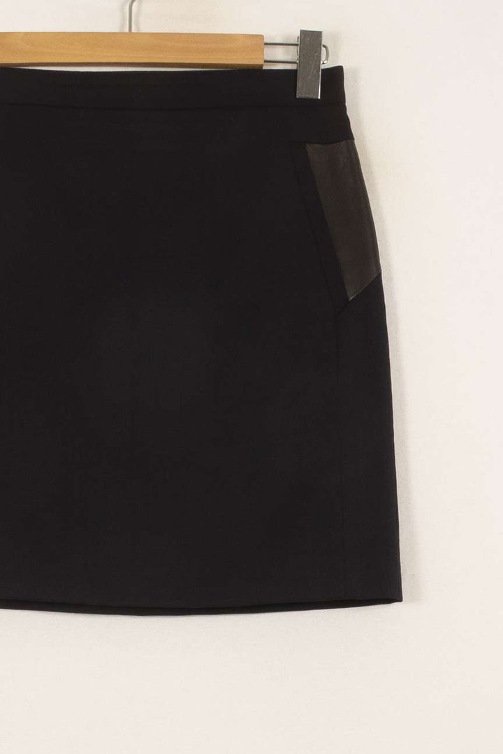 Jupe Courte Noire - Taille L/40 de la marque The Kooples | PLY1179 - Vendu par Paradigme - Image 3