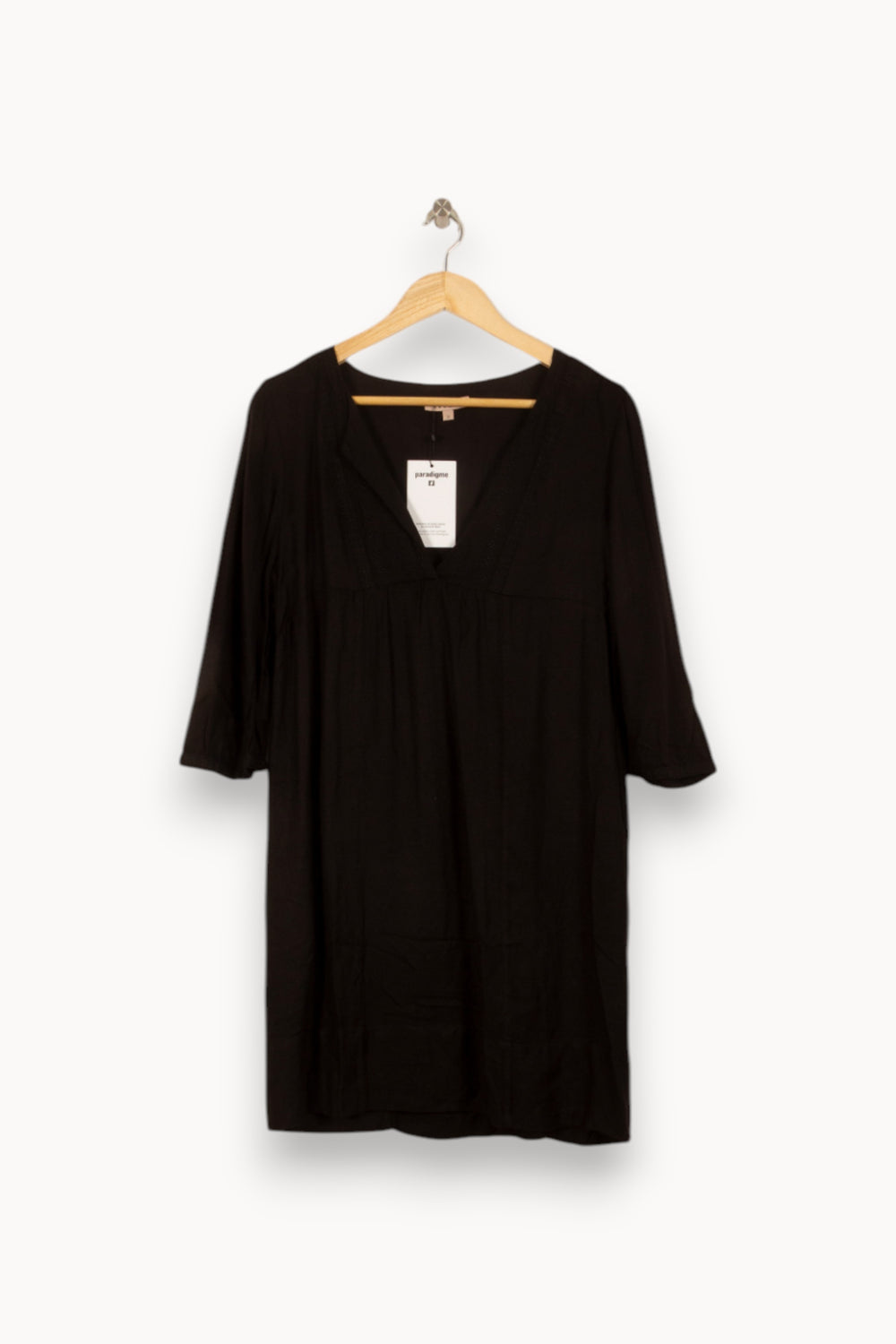 Robe Courte Noire - Taille L/40 de la marque Sandro | PLY1182 - Vendu par Paradigme - Image 2