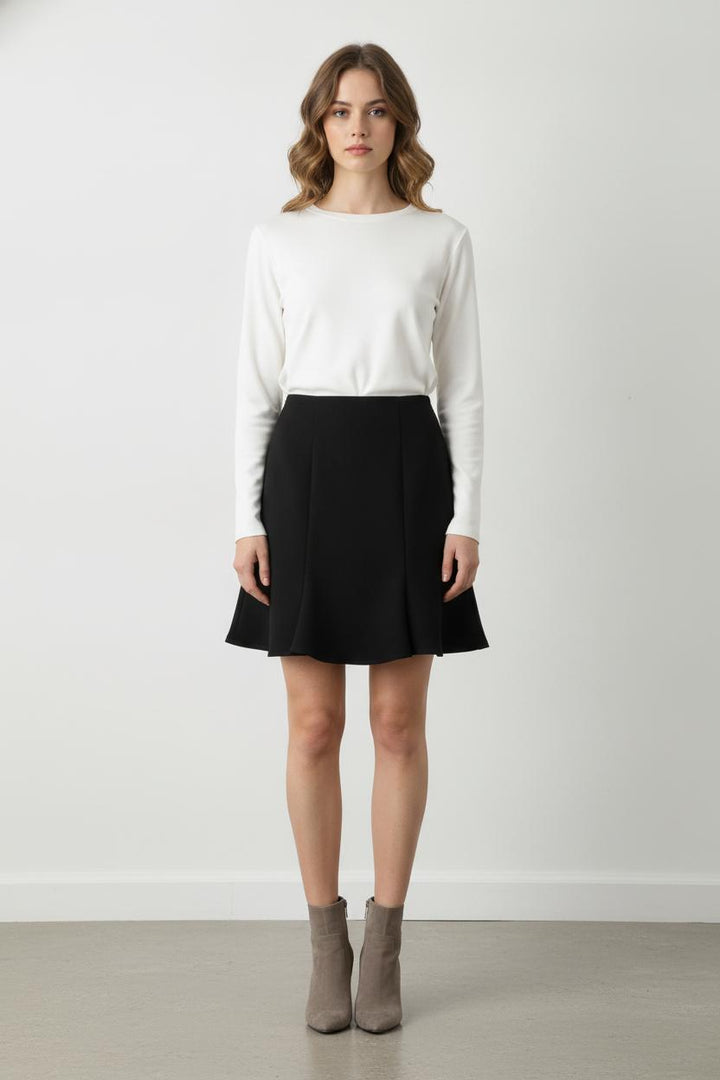 Jupe noire - Taille S/36 de la marque Tara Jarmon | PLY1305 - Vendu par Paradigme - Image 1