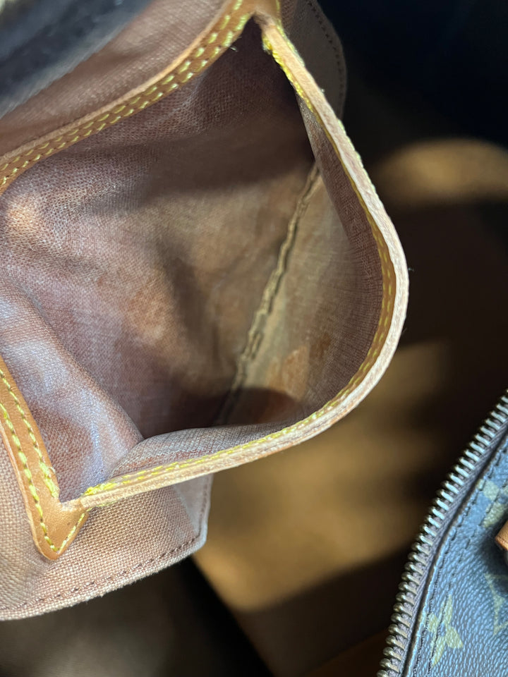 Louis Vuitton Speedy Handbag Monogram Canvas