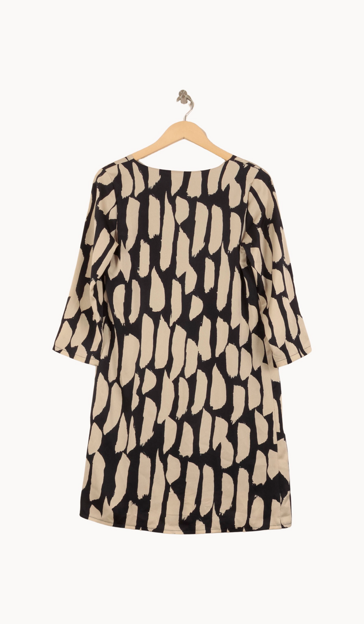 Robe Noire et Beige - Taille S/36 de la marque La Fée Maraboutée | PARAD53544 - Vendu par Paradigme - Image 4