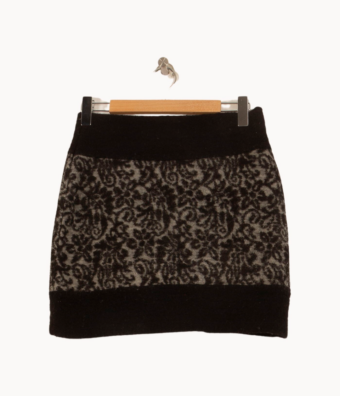 Jupe noire - Taille S/36 de la marque La Fée Maraboutée | PARAD49099 - Vendu par Paradigme - Image 4