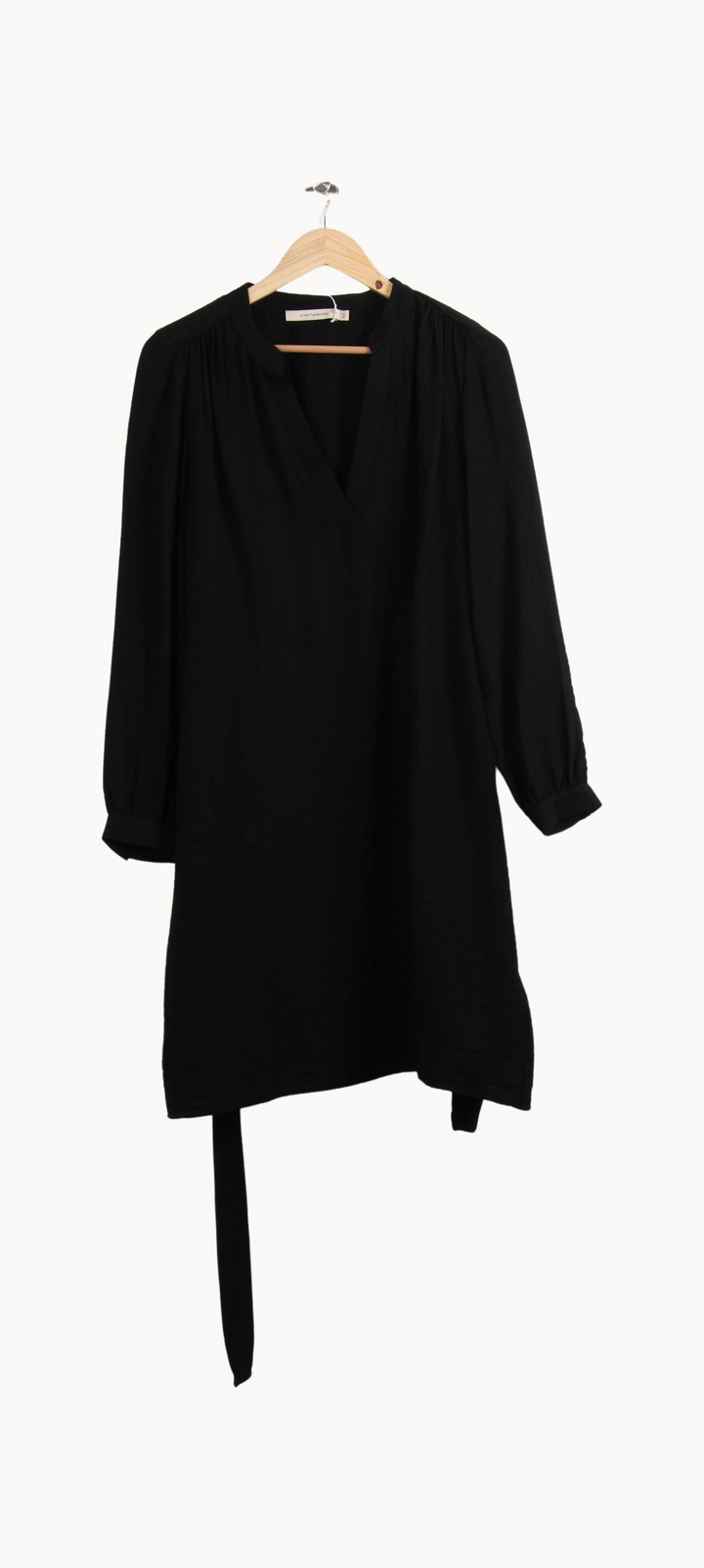 Robe Noire - Taille XL/42 de la marque La Fée Maraboutée | PARAD65214 - Vendu par Paradigme - Image 2