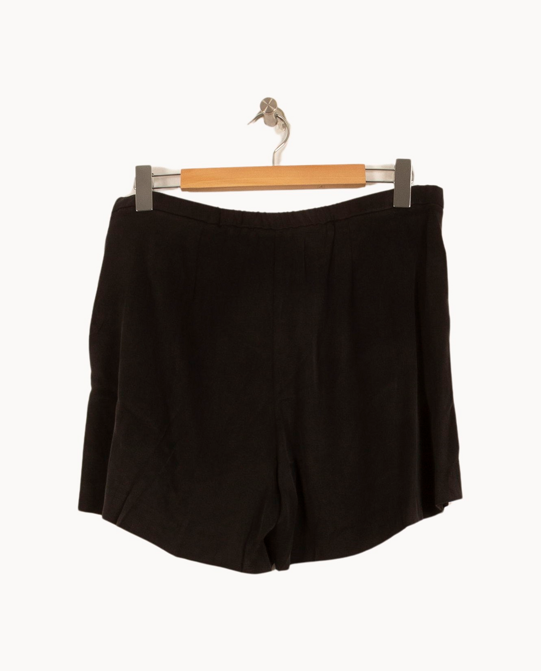 Short Noir - Taille L/40 de la marque American Vintage | PARAD44758 - Vendu par Paradigme - Image 4