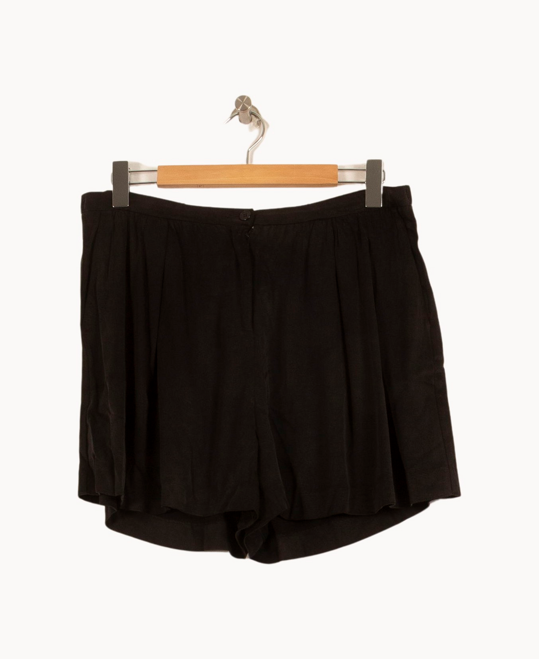 Short Noir - Taille L/40 de la marque American Vintage | PARAD44758 - Vendu par Paradigme - Image 2