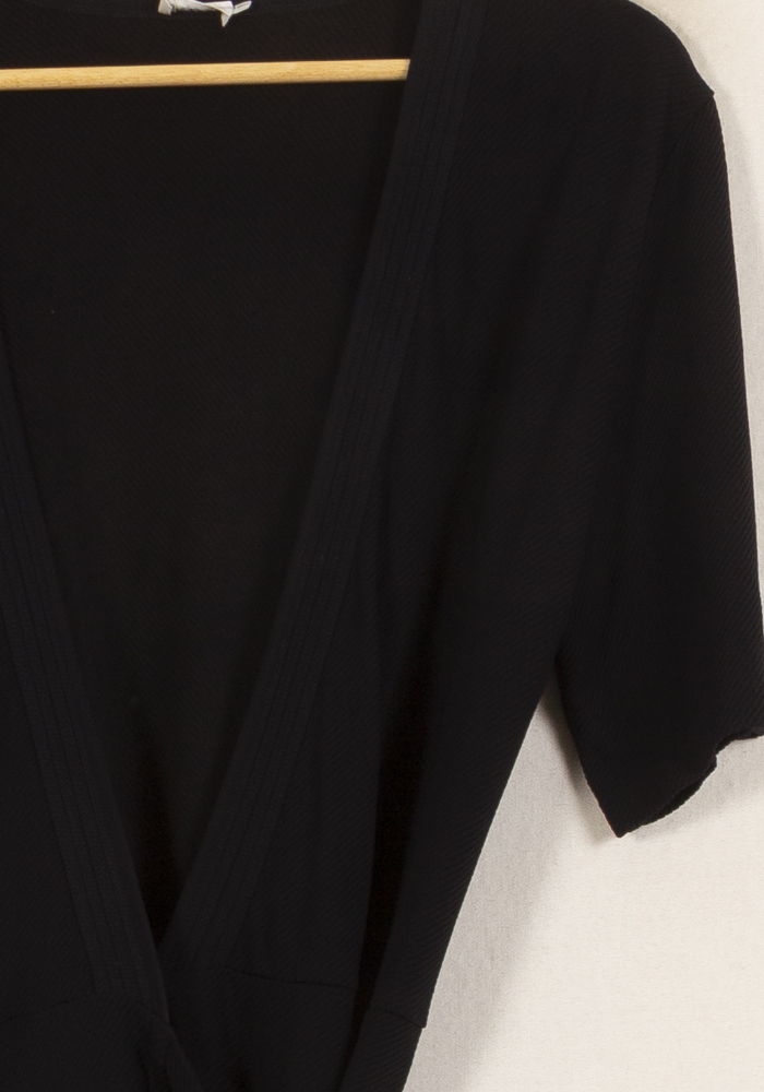 Robe portefeuille noire - Taille XS/34 de la marque Filippa K | PARAD63482 - Vendu par Paradigme - Image 3