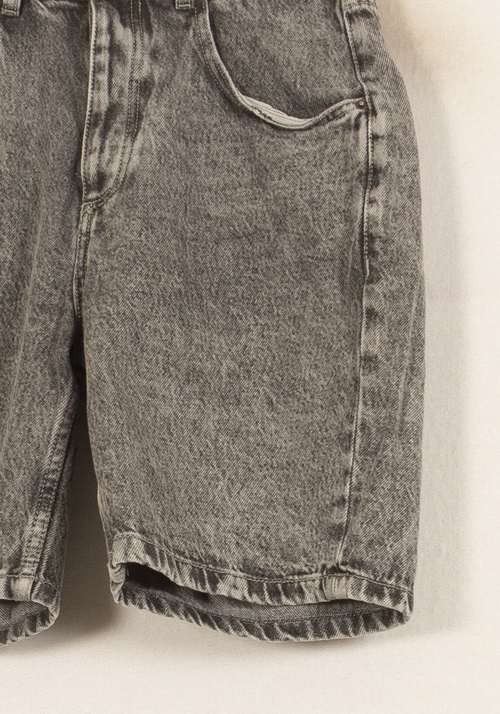 Short en Jean Gris - Taille XS/34 de la marque American Vintage | PARAD63895 - Vendu par Paradigme - Image 3