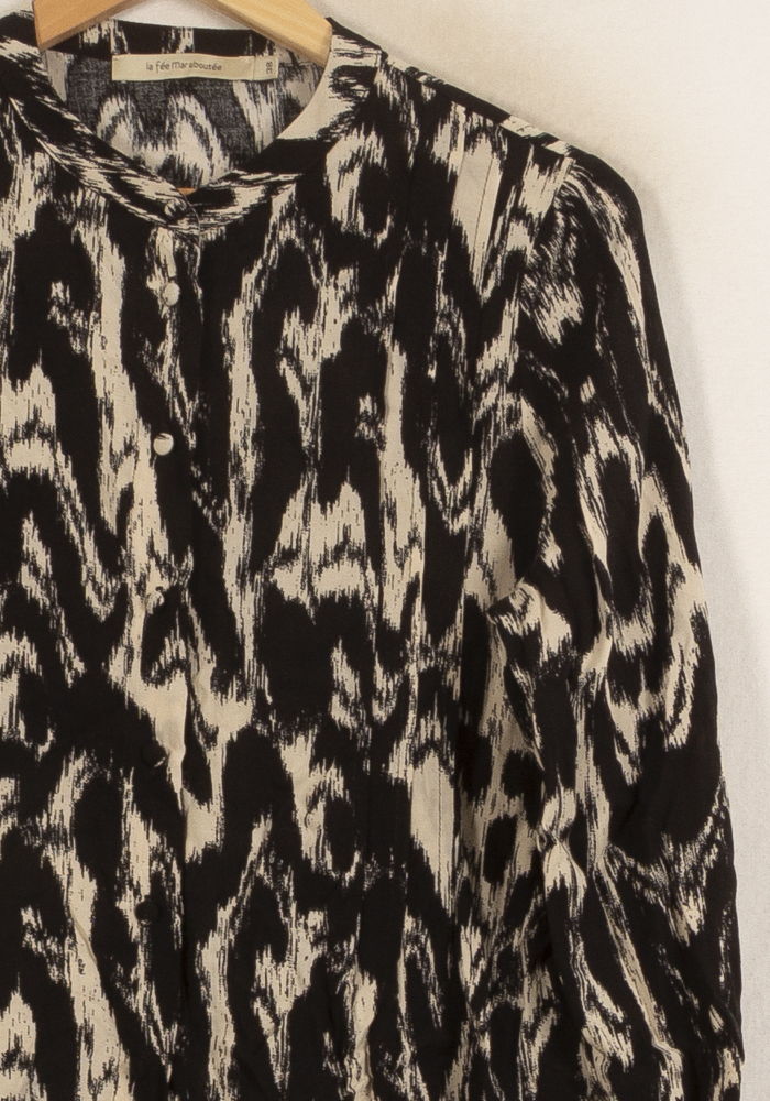 Chemisier Noir et Beige - Taille M/38 de la marque La Fée Maraboutée | PARAD10884 - Vendu par Paradigme - Image 3