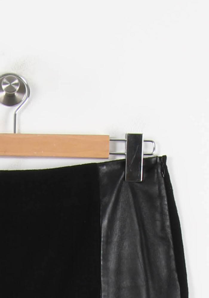 Jupe Courte Noire - Taille L/40 de la marque Pablo | PARAD50573 - Vendu par Paradigme - Image 3